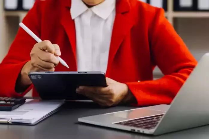 Simples Nacional: quem pode aderir, como funciona e quando ele começa a pesar no seu bolso